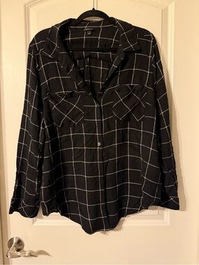 torrid Black Shirt with White Windowpane Grid